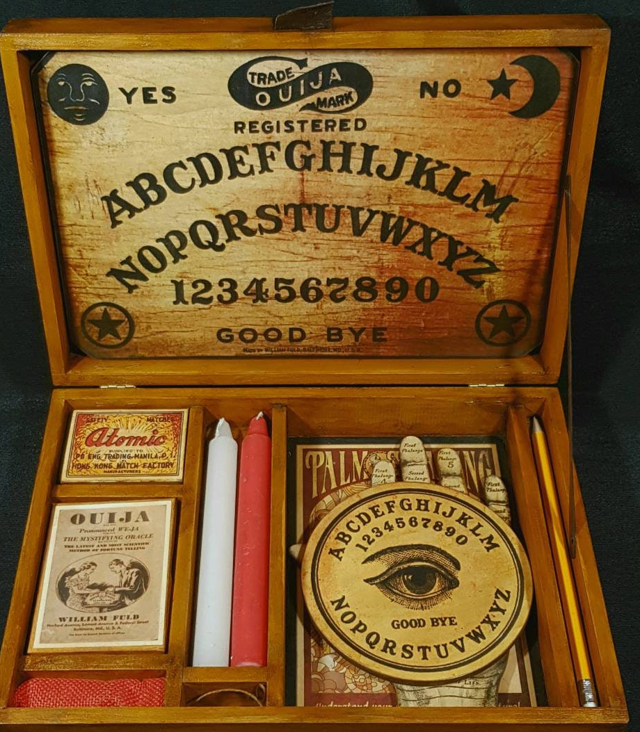 GRAND DIVINATION