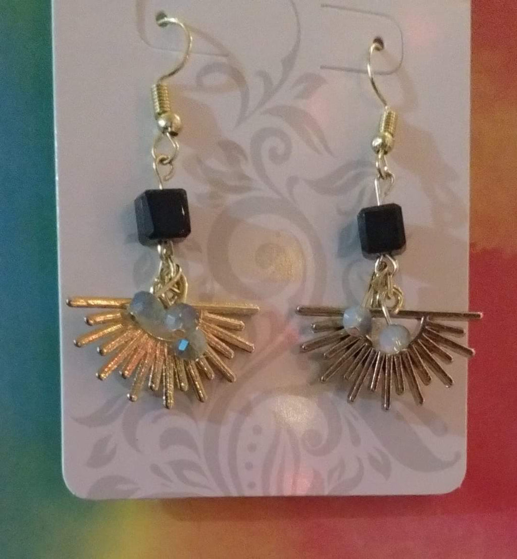CRYSTAL STARBUSRT EARRINGS