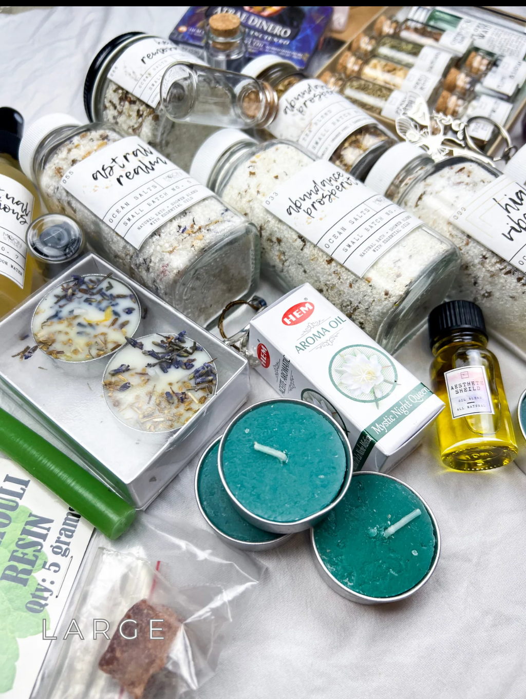 WITCHY MYSTERY BOX PICKS